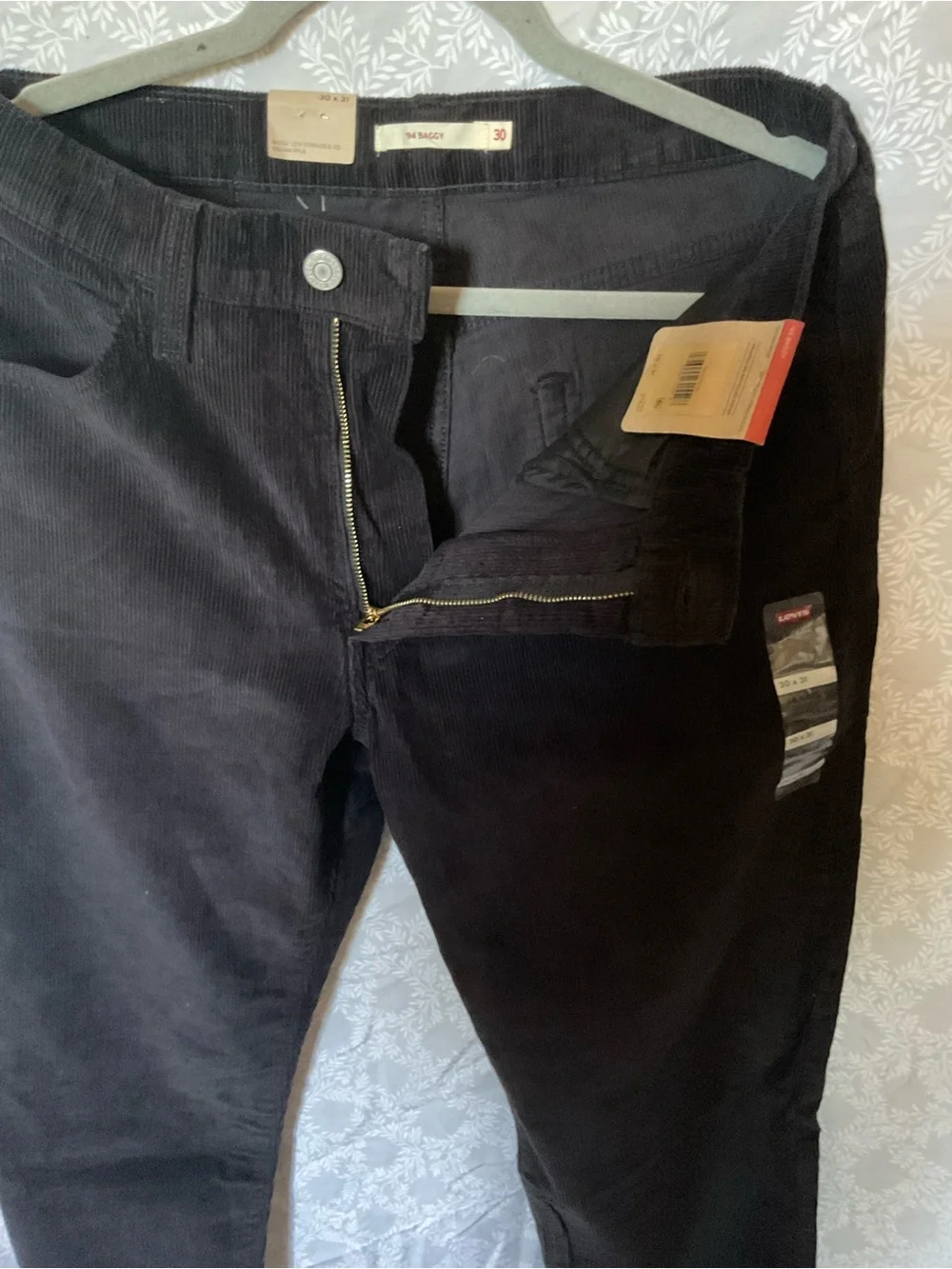 Levi's Men's Black Corduroy Slim Straight Jeans